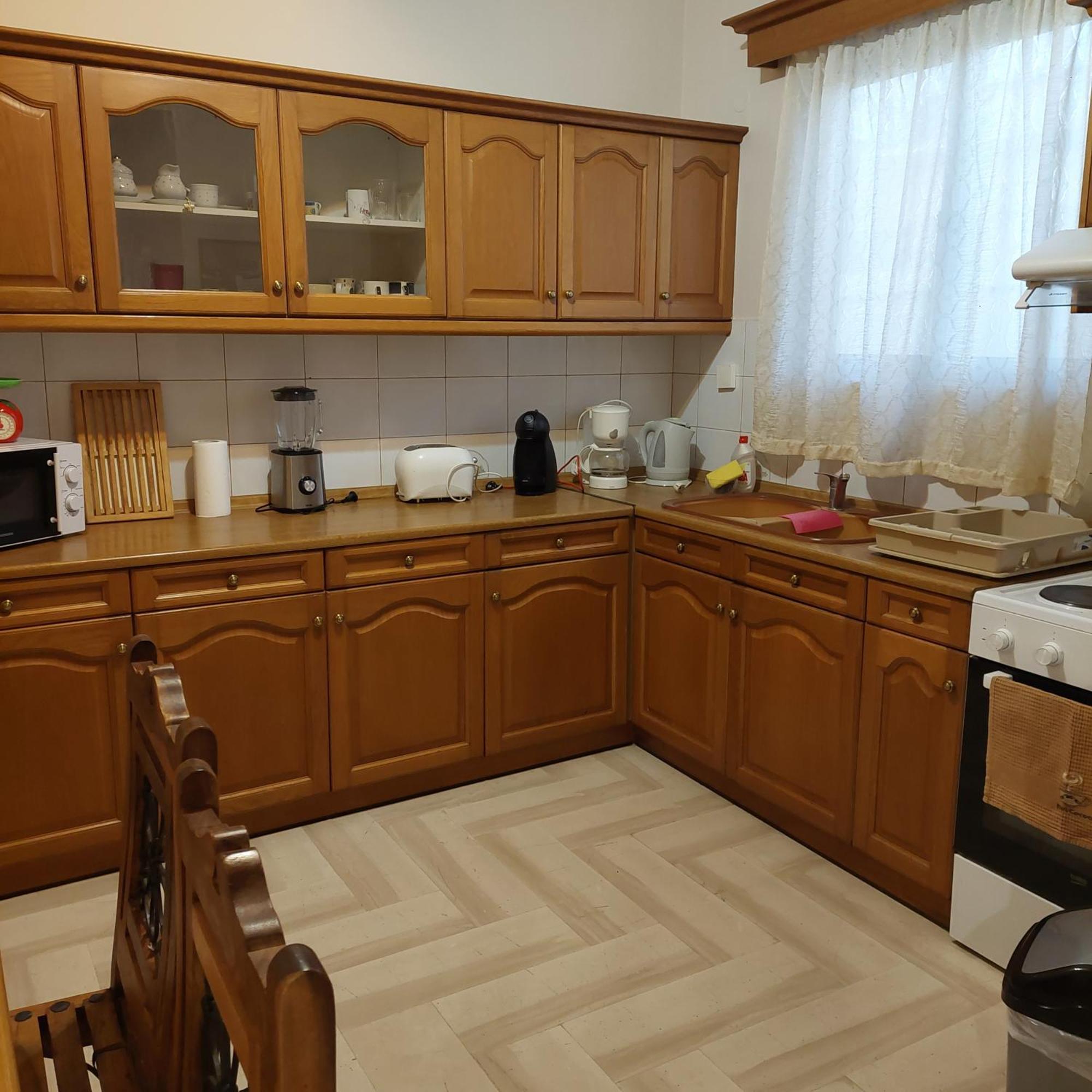 Family Apartment Patras Exteriör bild